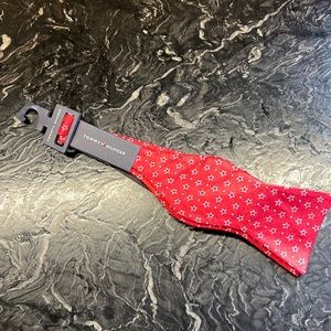 Men’s Tommy Hoeflinger bowtie